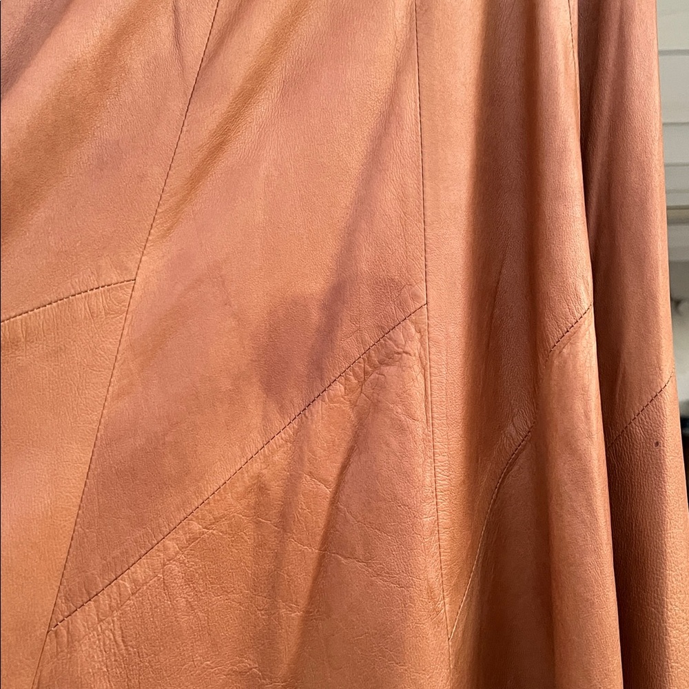 Gorgeous Vintage La Pelle Italian flowy leather skirt - Picture 6 of 12